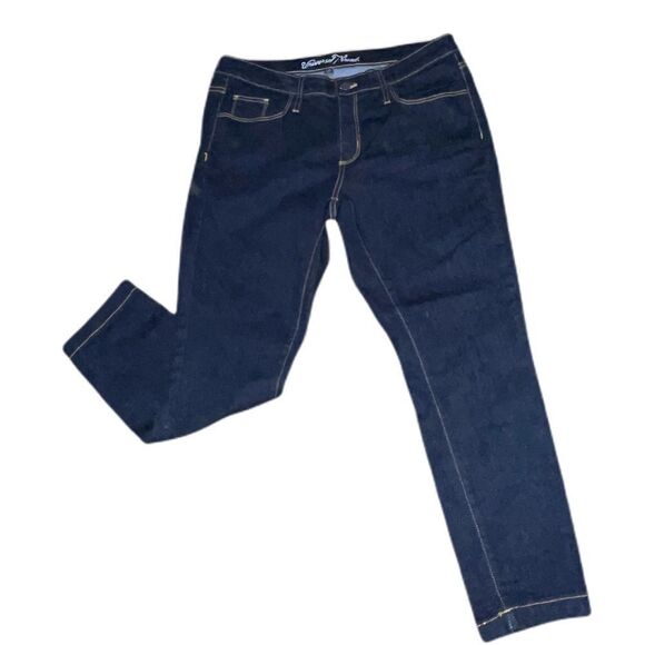 Universal Thread Ankle Jeans  - Picture 1 of 6